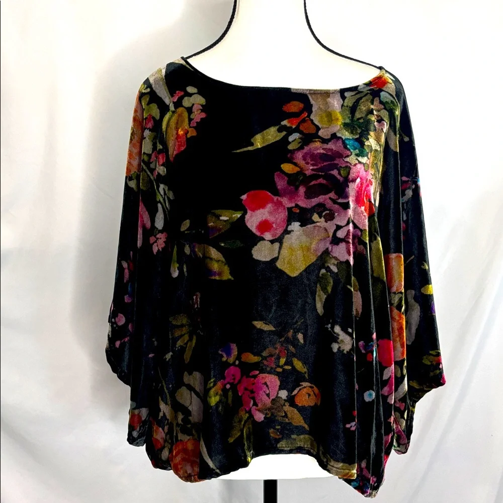 Johnny Was Killani Silk Blend Velour Floral Crop Top Medium Velvet